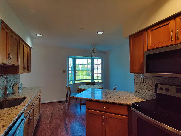 366 Bristol Cir — Photo 13