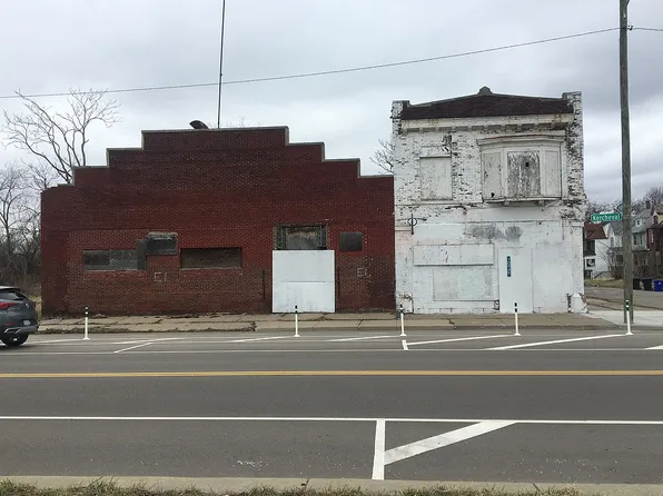 10949 Kercheval Ave, Detroit, MI 48214