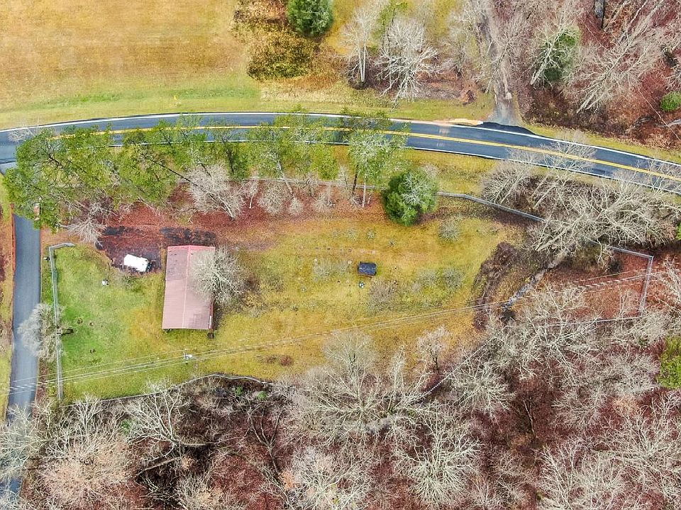 1st image of 9 Southern Pines Dr