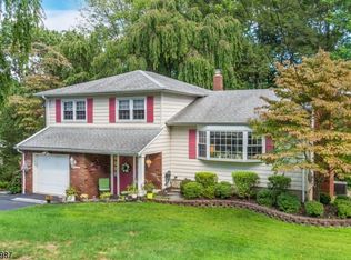 18 Stony Hill Ct, Butler, NJ 07405