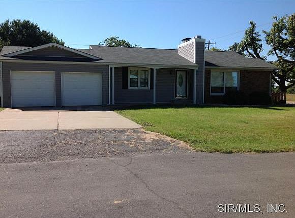1st image of 2 Cedar Ln