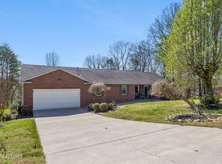 124 Oakview Dr, Kingston, TN 37763