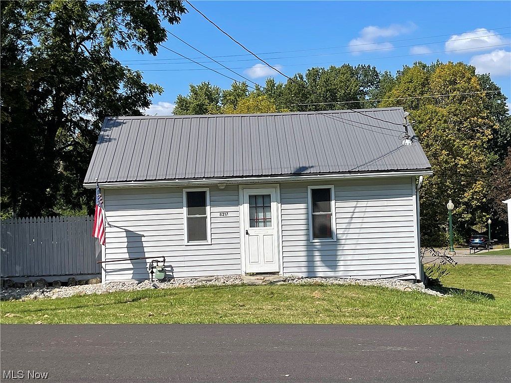 8217 Center St, Garrettsville, OH 44231 MLS 4495626 Zillow
