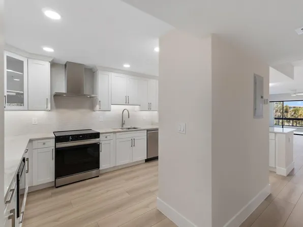 1030 Us Highway One #304, North Palm Beach, FL 33408