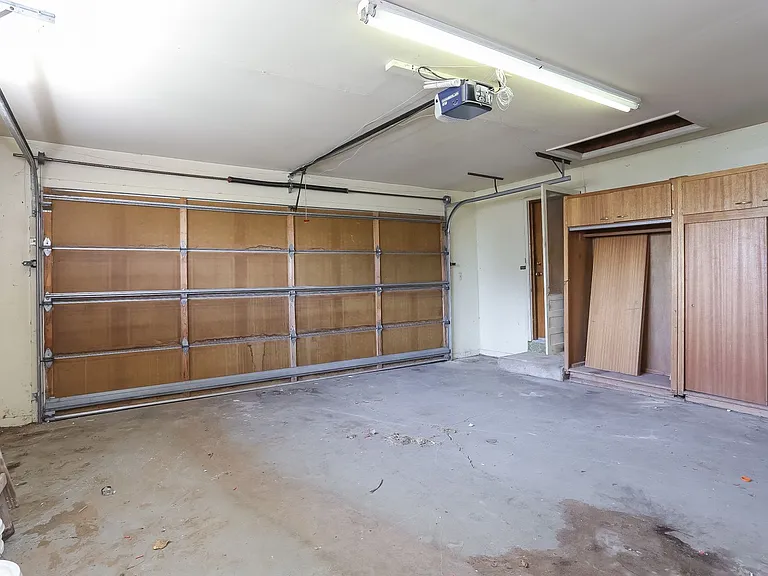 2408 Lake Dr — Photo 35
