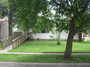 2720 Ezra Ave, Zion, IL 60099