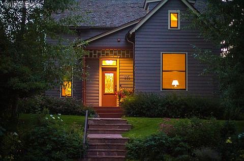4th image of 335 Lake Ave