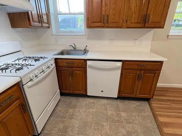 72 Cabot Street, 72 Cabot St Unit 2, Beverly, MA 01915
