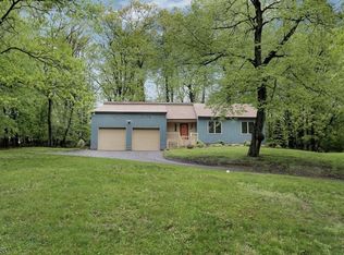 18 Windswept Way, Long Valley, NJ 07853
