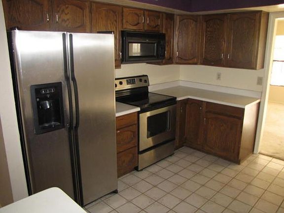 3rd image of 1978 E Los Arboles Dr