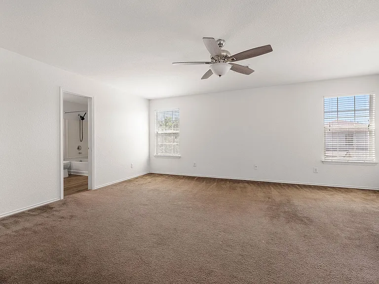 5525 Victory Gallop Dr — Photo 13