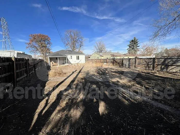 3490 W Tennessee Ave — Photo 16