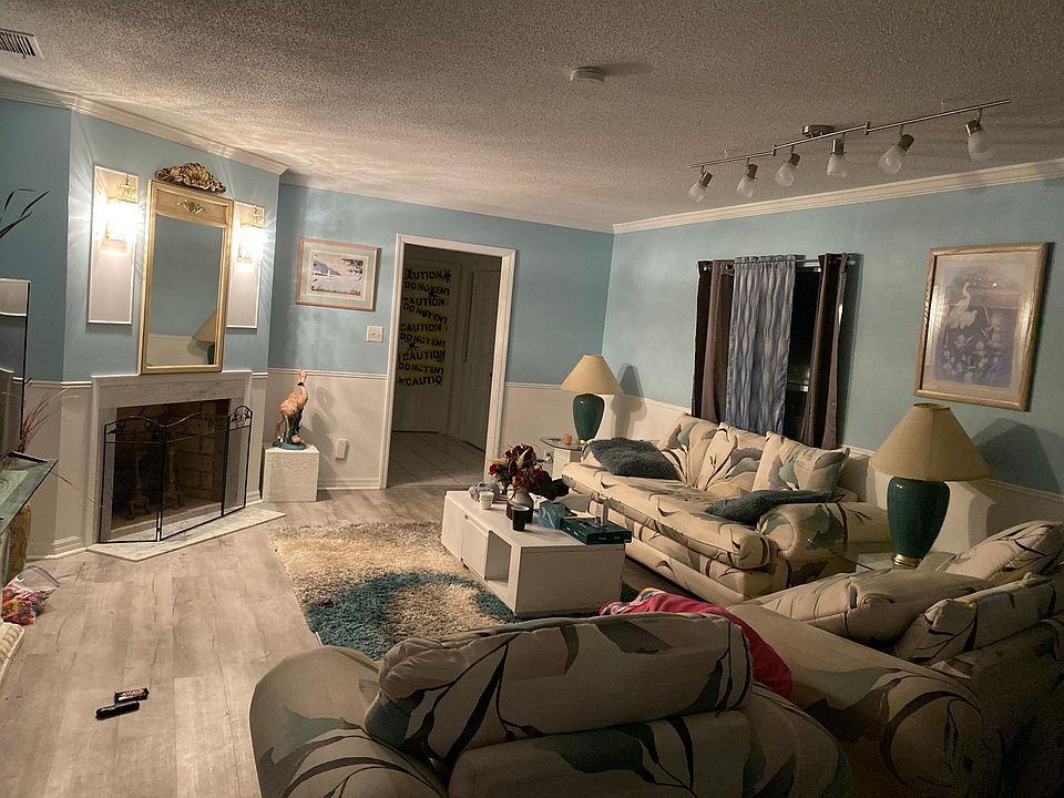 1st image of 25 S Saint Andrews Dr