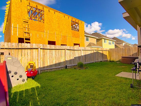 New construction all around at $165k...this is a great buy with all the upgrades!