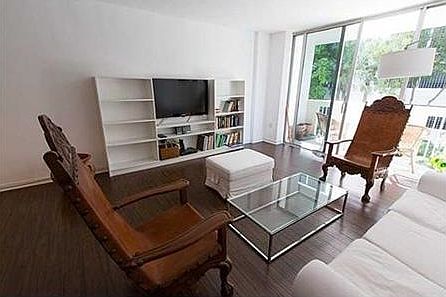 3rd image of 800 West Ave APT 206