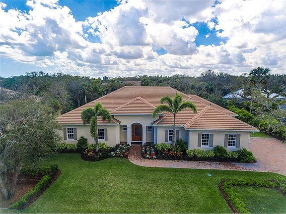 2nd image of 11 W Sea Colony Dr