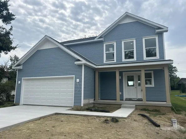 111 E Princess Dr, Brooklyn, MI 49230