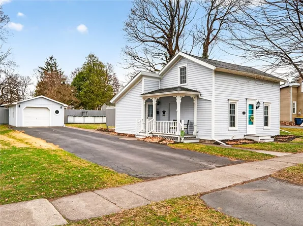 200 Genesee St, Avon, NY 14414