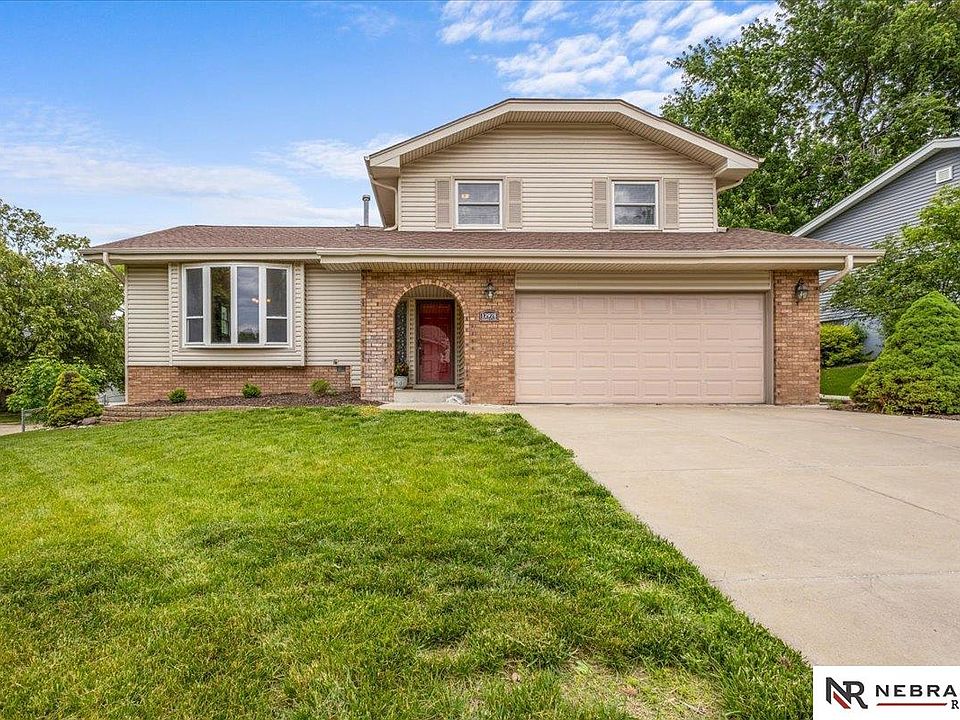 1st image of 12978 Miami Cir