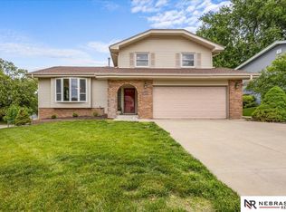 12978 Miami Cir, Omaha, NE 68164