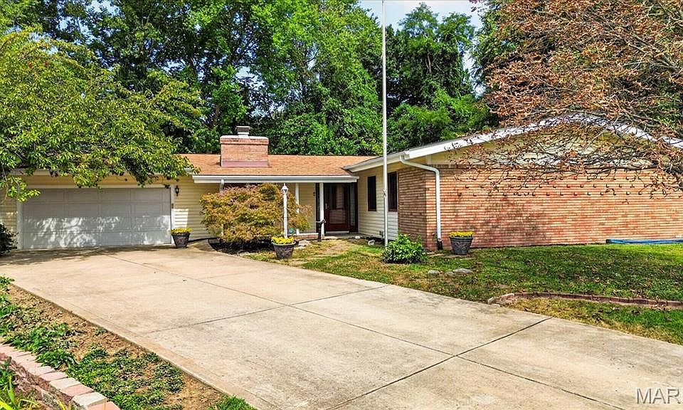 1st image of 1639 Red Gate Ln