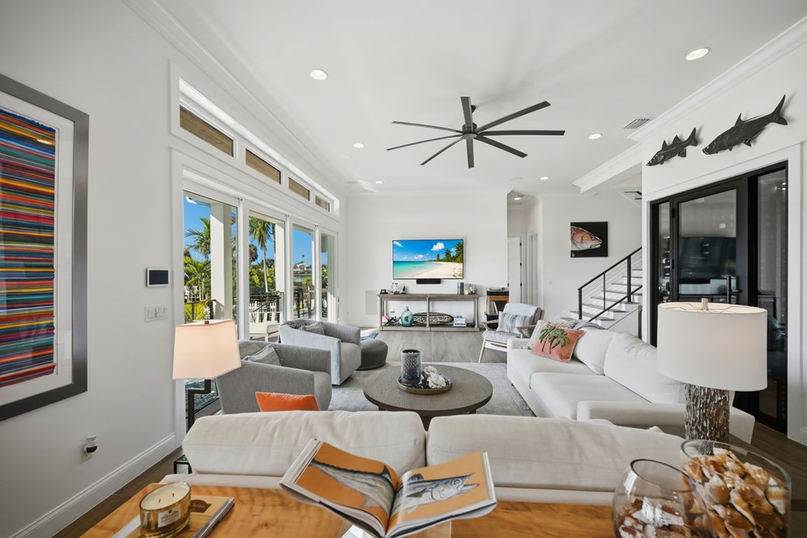 next background image