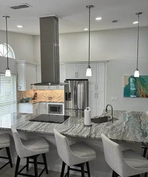 16126 Kelly Woods Dr — Photo 2