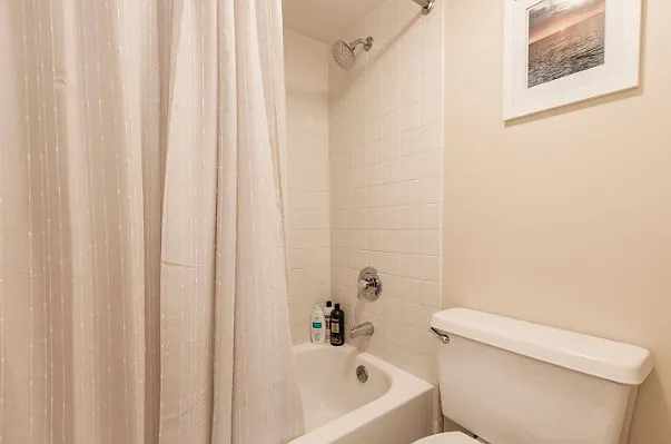 Master shower has great pressure and brand new Shower head.