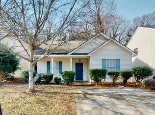 1427 Hidden Stream Ct, Charlotte, NC 28213