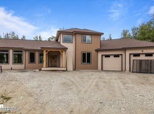 8437 E Windy Woods Dr, Palmer, AK 99645