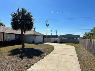 222 S Aberdeen Cir, Sanford, FL 32773