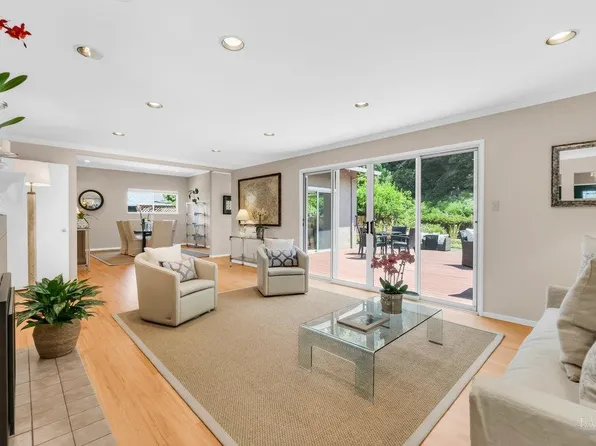 55 Rollingwood Dr, San Rafael, CA 94901
