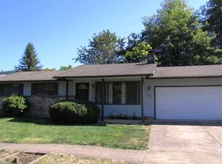 7009 D St, Springfield, OR 97478