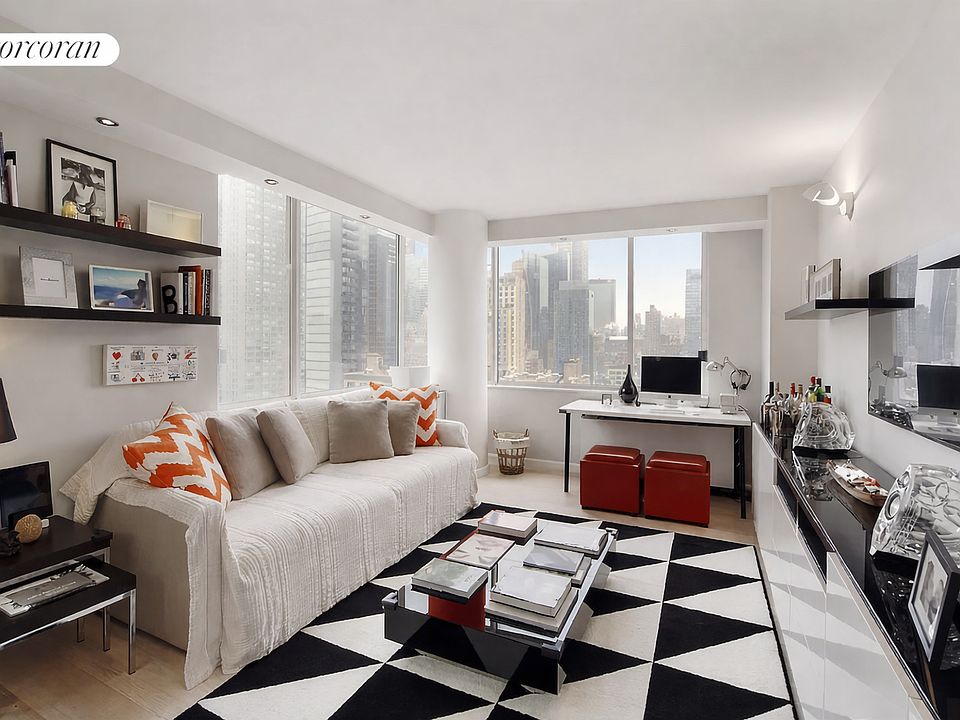 1st image of 350 W 50th St APT 20B