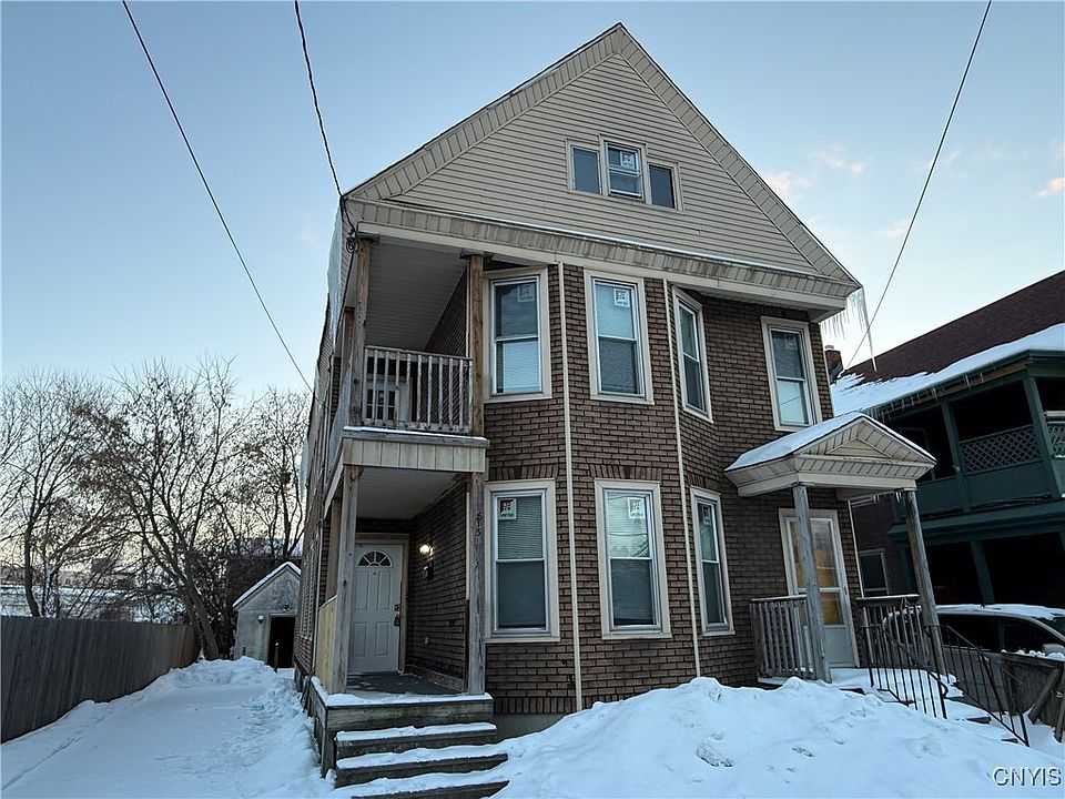 1st image of 813 Wager St