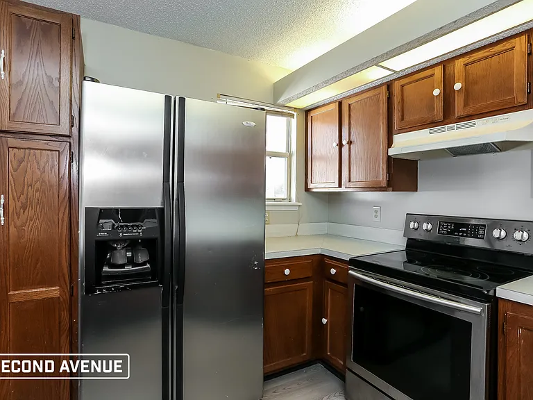 6604 Arancio Dr W — Photo 4