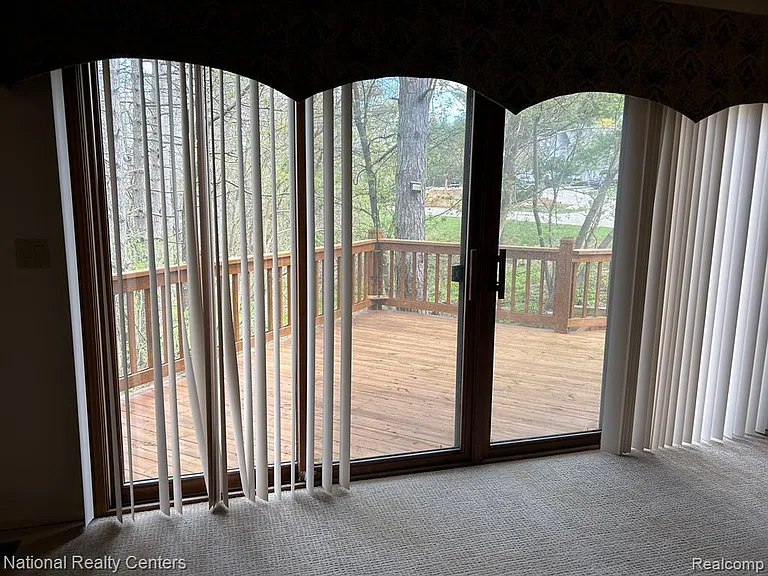 6572 Ridgeview Dr — Photo 7