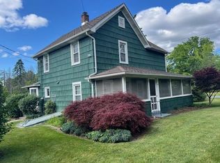 42 Amity Rd, Warwick, NY 10990