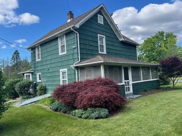 42 Amity Road, Warwick, NY 10990