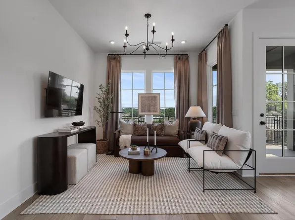 991 Bibbs Cir NW Unit 2, Atlanta, GA 30318