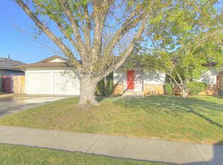 6674 N Baird Ave, Fresno, CA 93710