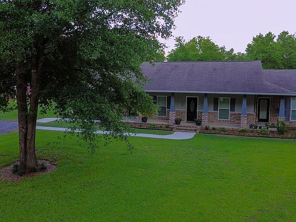 2nd image of 132B Horse Ranch Rd