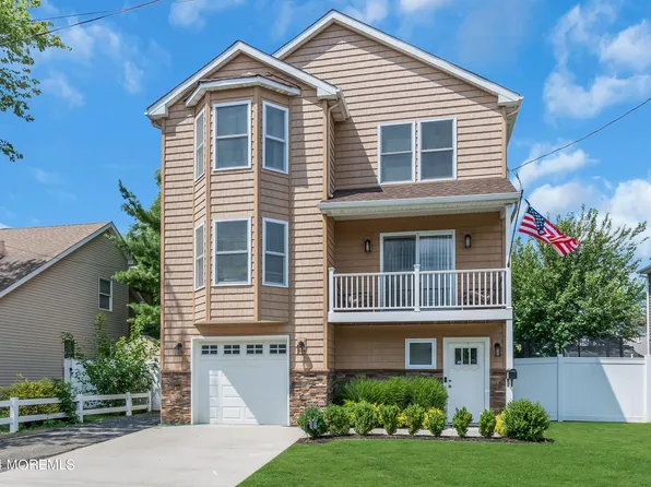 717 Lorillard Avenue, Union Beach, NJ 07735