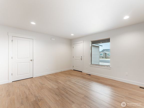 5th image of 86 Salmon Drive