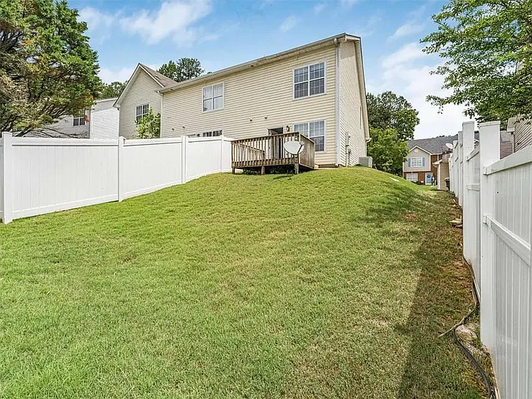 3400 Castleberry Rd — Photo 11