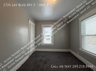 1724 Lay Blvd APT 2, Kalamazoo, MI 49001