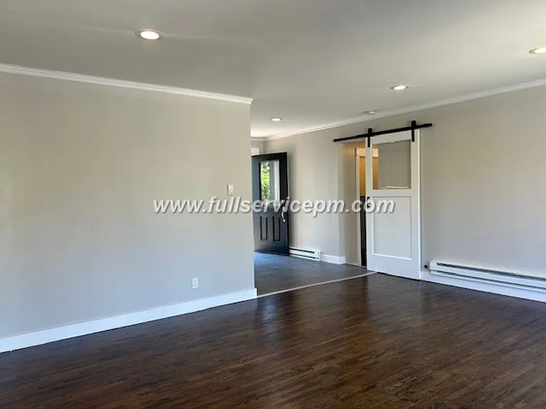 9322 31st Ave SW — Photo 11