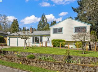 8995 SW Pinebrook St, Portland, OR 97224