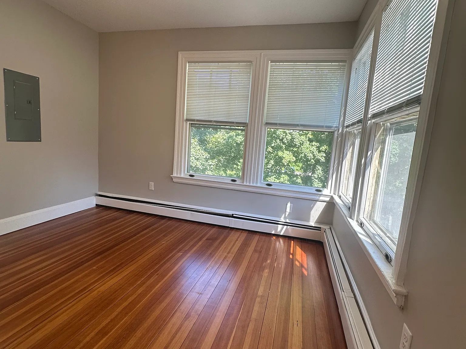 1 bed, 550 sqft, $2,250 — Photo 4