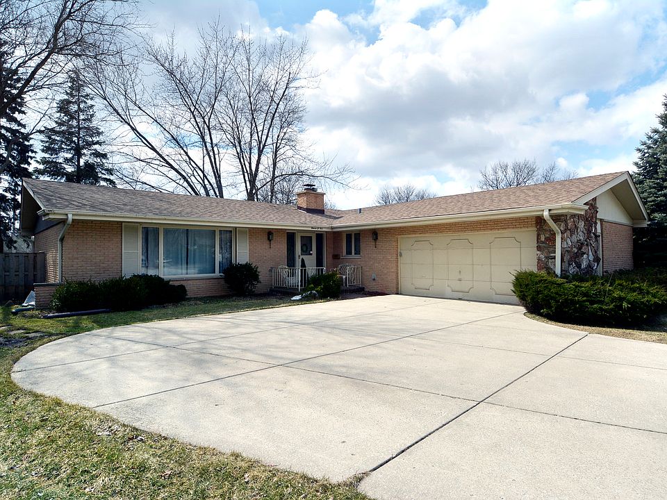 1st image of 1105 Francis Dr